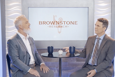 Jeff Brown discussing his Apple Car prediction in an interview with Chris Hurt on the Brownstone Research website.